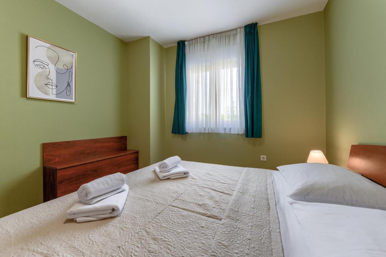 Apartament Olive Maris Petrčane Zewnętrze zdjęcie